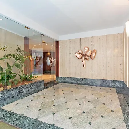 La D'avenue Foche Apartment